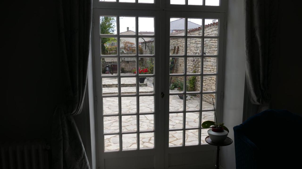 Bed and Breakfast La Rochelle Et L'Aunis Saint-Sauveur-d'Aunis Esterno foto